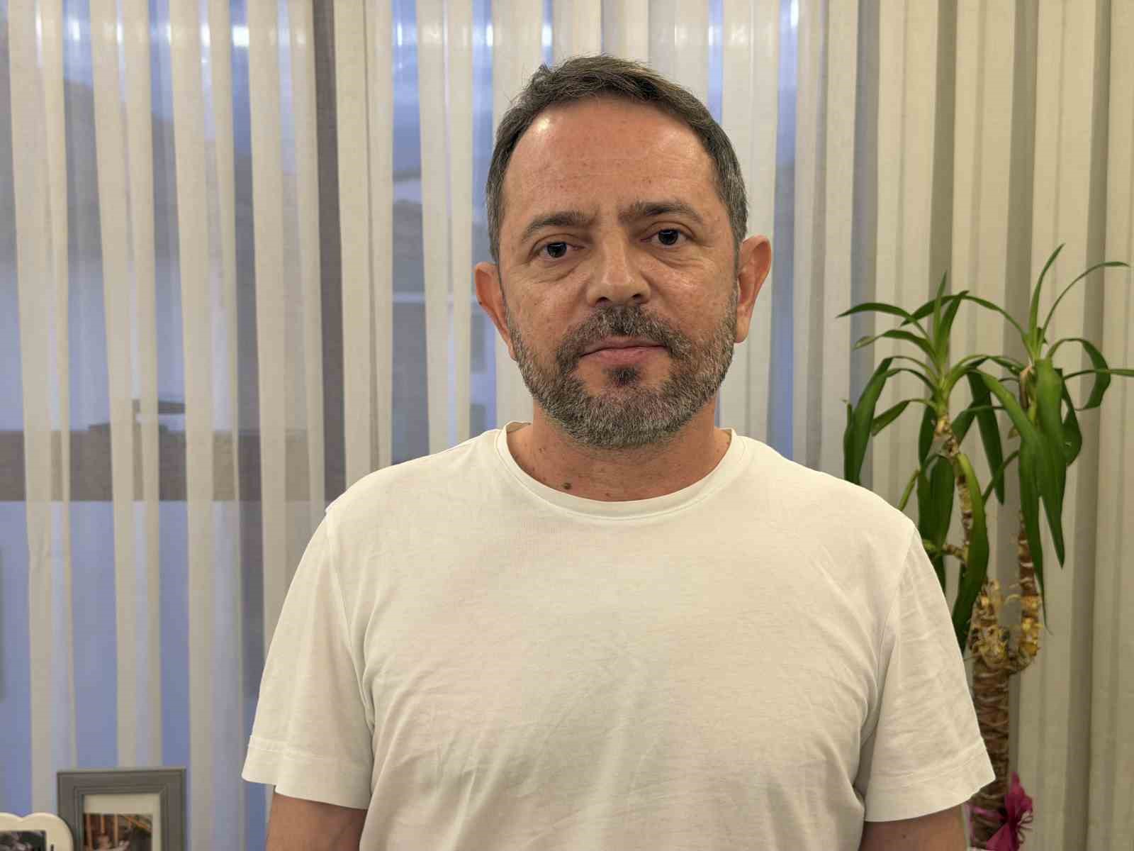 gazetecilere-esege-mi-diyoruz-diyen-saglikcilara-tepki-gazeteciler-bu-hakaretleri-hak-etmiyor