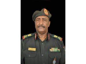 Sudan Askeri Geçiş Konseyi Başkanı Avad Bin Avf İstifa Etti