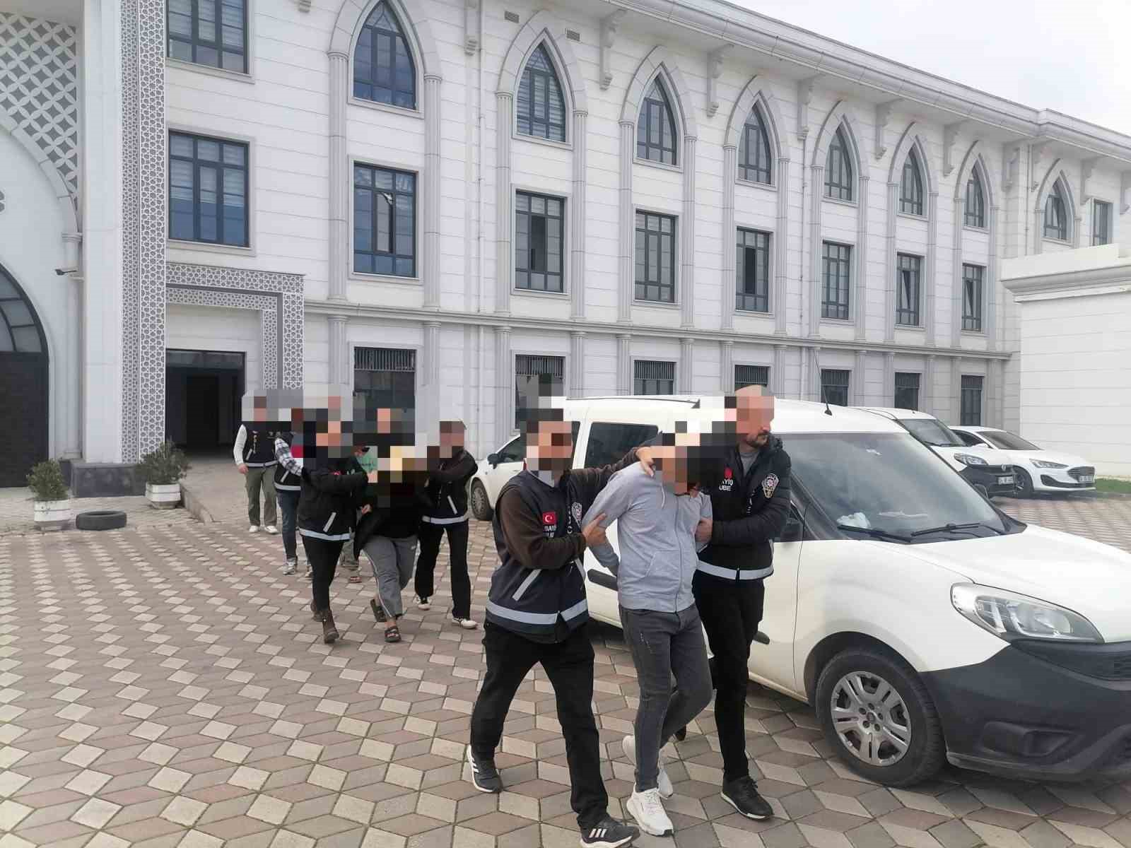 camasirhanede-1-kisinin-hayatini-kaybettigi-kavgayla-ilgili-ilk-durusma-yapildi-1-sanik-tahliye-edildi