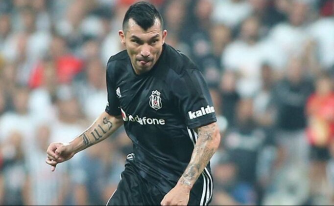Beşiktaş'ta Sol Için Gary Medel Formülü!