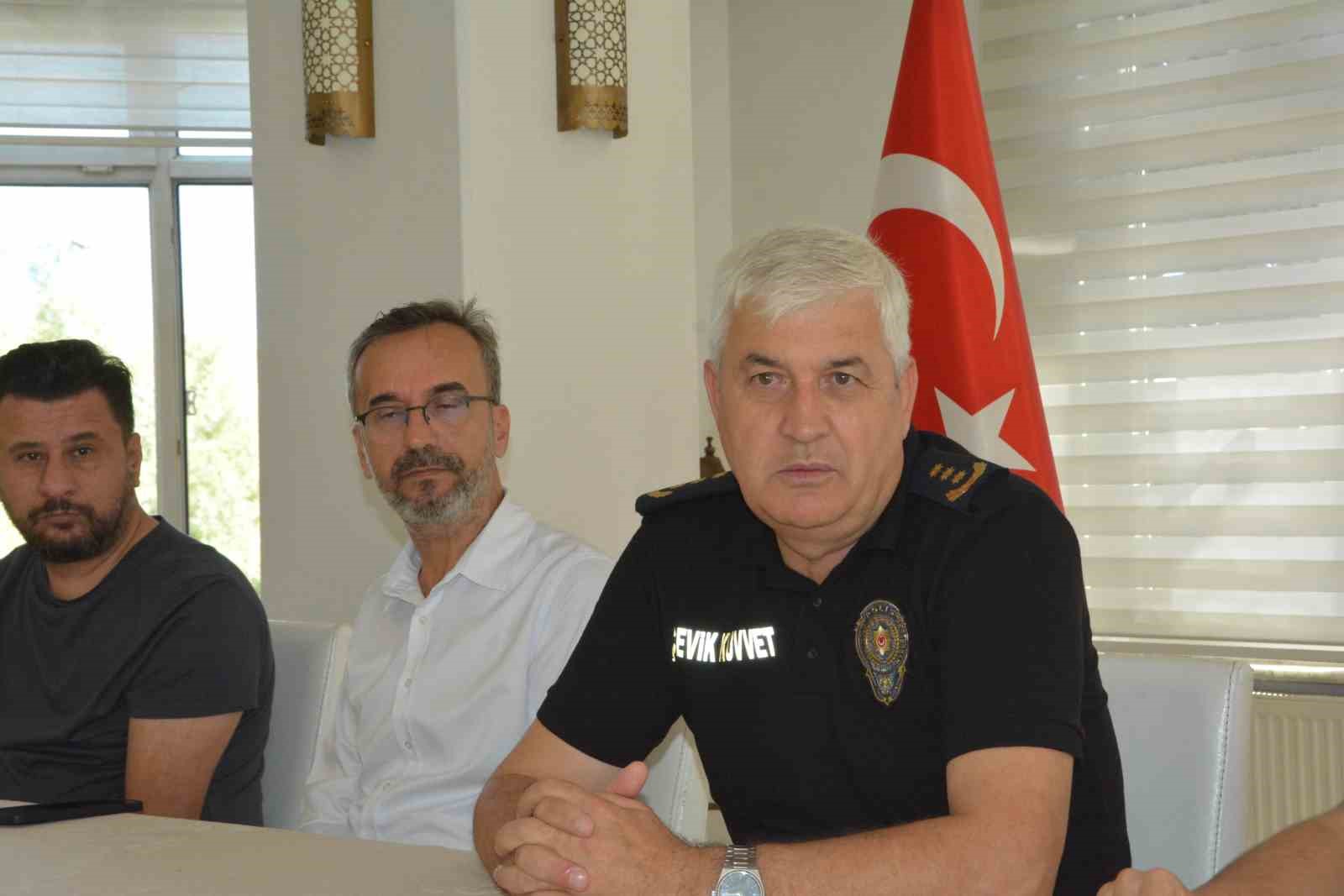 balikesir-de-yeni-sezon-oncesi-guvenlik-toplantisi-gerceklestirildi