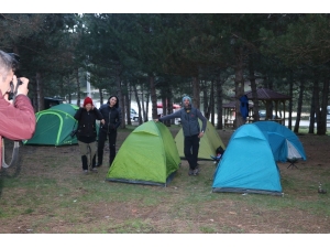 Sandıklı Akdağ’da Kamp Karavan Turizmi Festivali Devam Ediyor