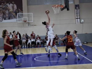 Türkiye Kadınlar Basketbol 1. Ligi: Elazığ İl Özel İdare: 87 - Galatasay Gelişim: 48