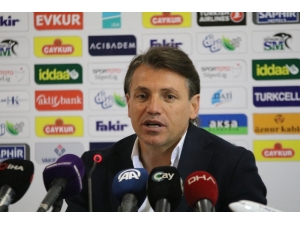 Tamer Uysal: “Mücadelemiz Devam Etmek Zorunda”