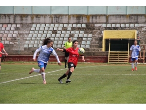 Ağaköyspor Yalova’da Bileti Kaptı