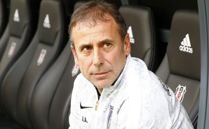 Beşiktaş Taraftarından Abdullah Avcı Tepkisi!