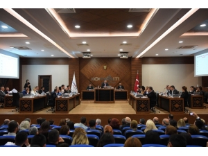 Konyaaltı’nda Semih Esen Başkanlığında İlk Meclis