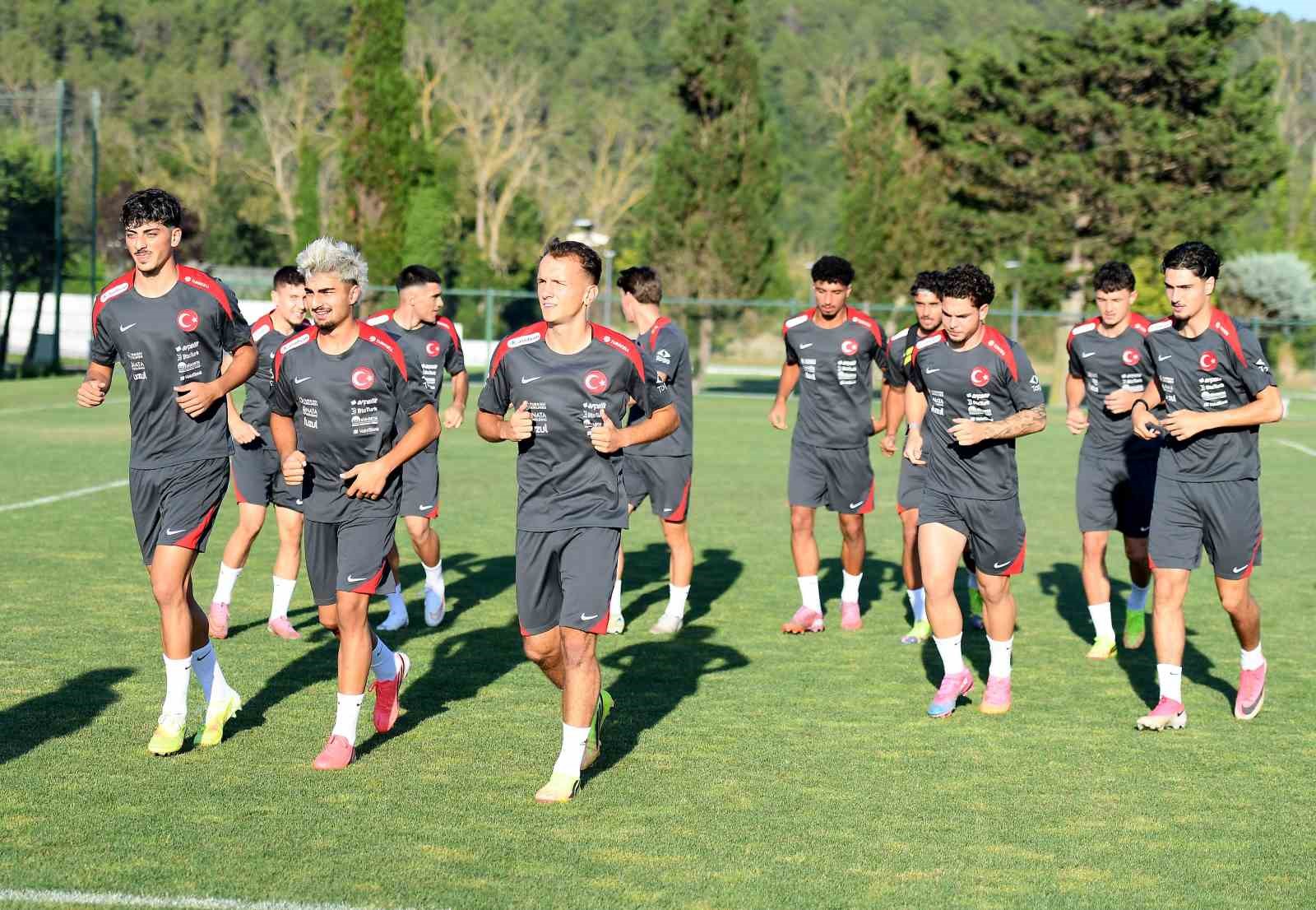u20-milli-takimi-2026-akdeniz-oyunlari-hazirliklarina-riva-da-basladi