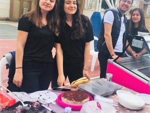 Envar Okulları Kermes Düzenledi