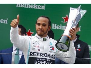 Çin’de Zafer Lewis Hamilton’ın