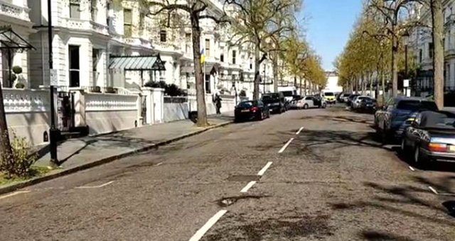 Ukrayna'nın Londra Büyükelçisi'nin Park Halindeki Aracına Silahlı Saldırı!