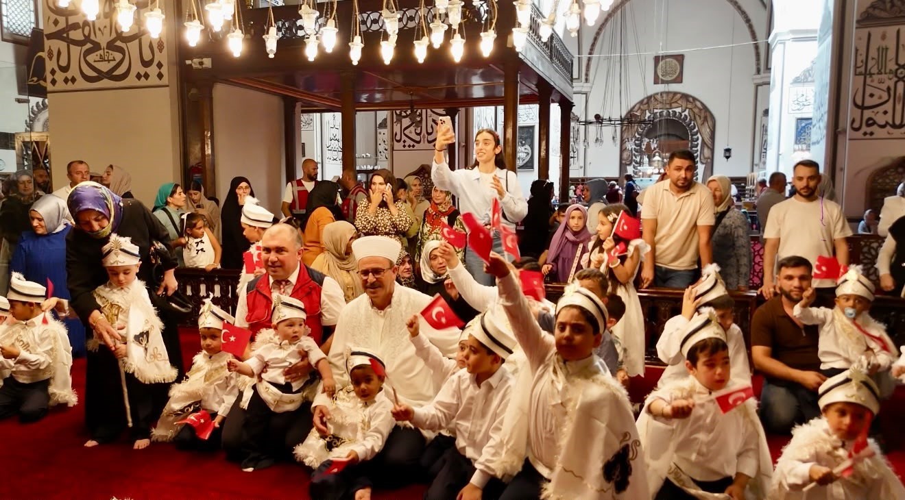 bursa-da-530-yillik-sunnet-gelenegi-yasatildi