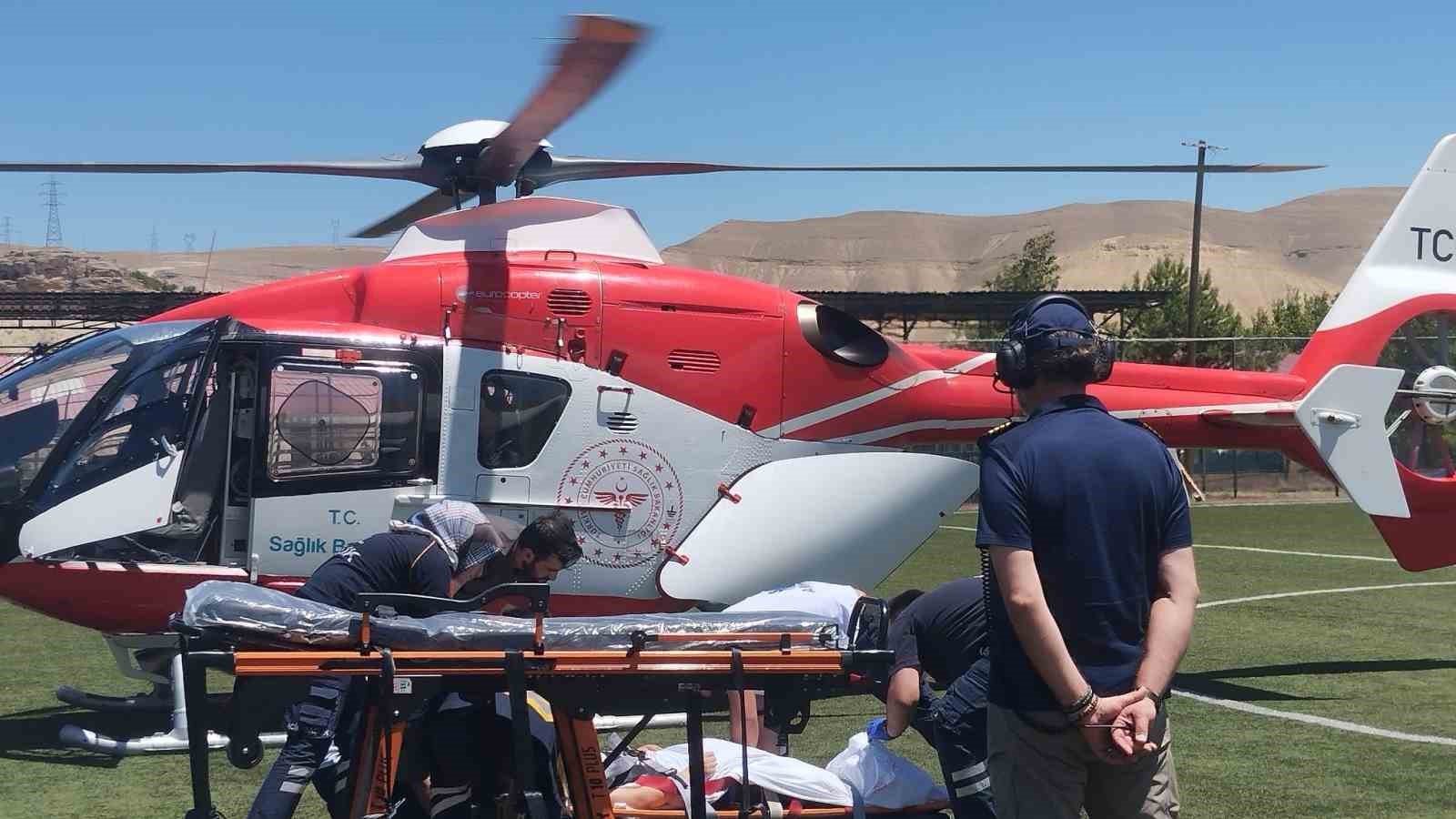 darende-de-53-yasindaki-hasta-hava-ambulansiyla-malatya-ya-sevk-edildi