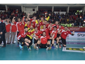 Hentbolda A Milliler Yunanistan’ı 26-23 Mağlup Etti