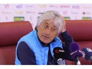 Giresunspor Bir Sezonda 6. Teknik Adamıyla Da Yolları Ayırdı