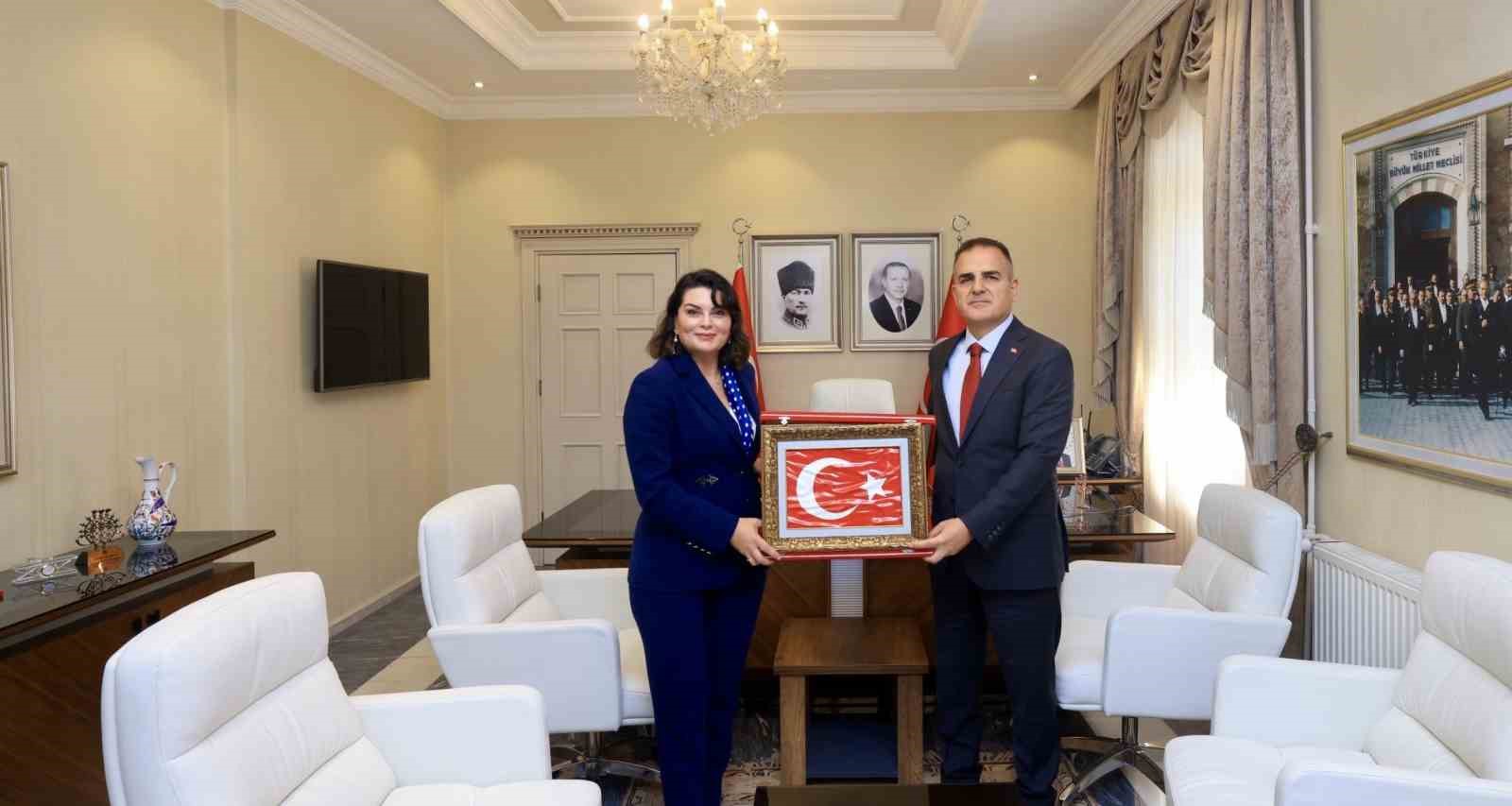 mugla-da-orman-yanginlarina-karsi-seferberlik-hedef-ihmalleri-azaltmak