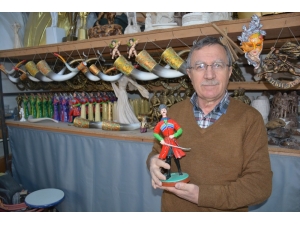 53 Yıldır Eserlerini Gelecek Kuşaklara Aktarmak İçin Çalışıyor