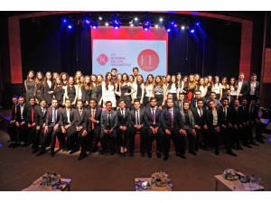 İkü Kariyer Onursal Ödülleri Sahiplerini Buluyor