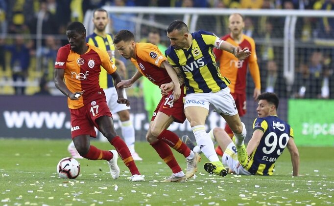 Fenerbahçe'den Galatasaray'a Emojili Gönderme!