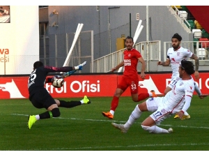Spor Toto 1. Lig: Altınordu: 1 - Ümraniyespor: 2