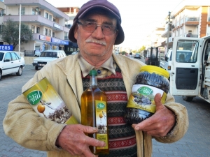 67’lik Çiftçi Kendi Ürettiği Zeytin Ve Zeytinyağına Patent Aldı