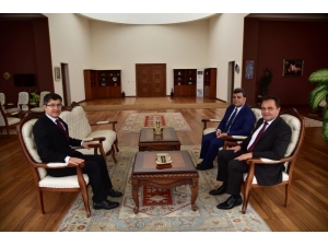 Başkan Şahin, Rektör Taş İle Bir Araya Geldi