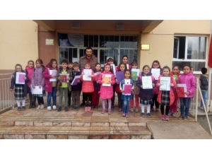 Hikaye Yazarı Öğrenciler