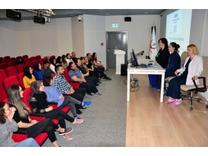 Manisa Şehir Hastanesinde Acil Bakım Hemşireliği Eğitimi