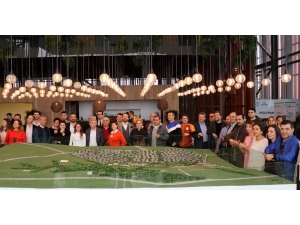 Riva Projesine Dursun Özbek’ten Büyük Destek