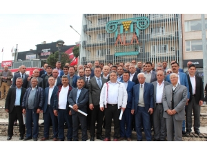 Muhtarlardan Başkan Öküzcüoğlu’na Sürpriz Ziyaret