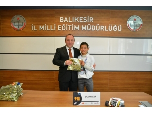 Köy Okulu Robotik Yarışmasında Dereceye Girdi