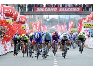 Tur 2019’da Çanakkale-edremit Etabının Galibi Fabio Jakobsen