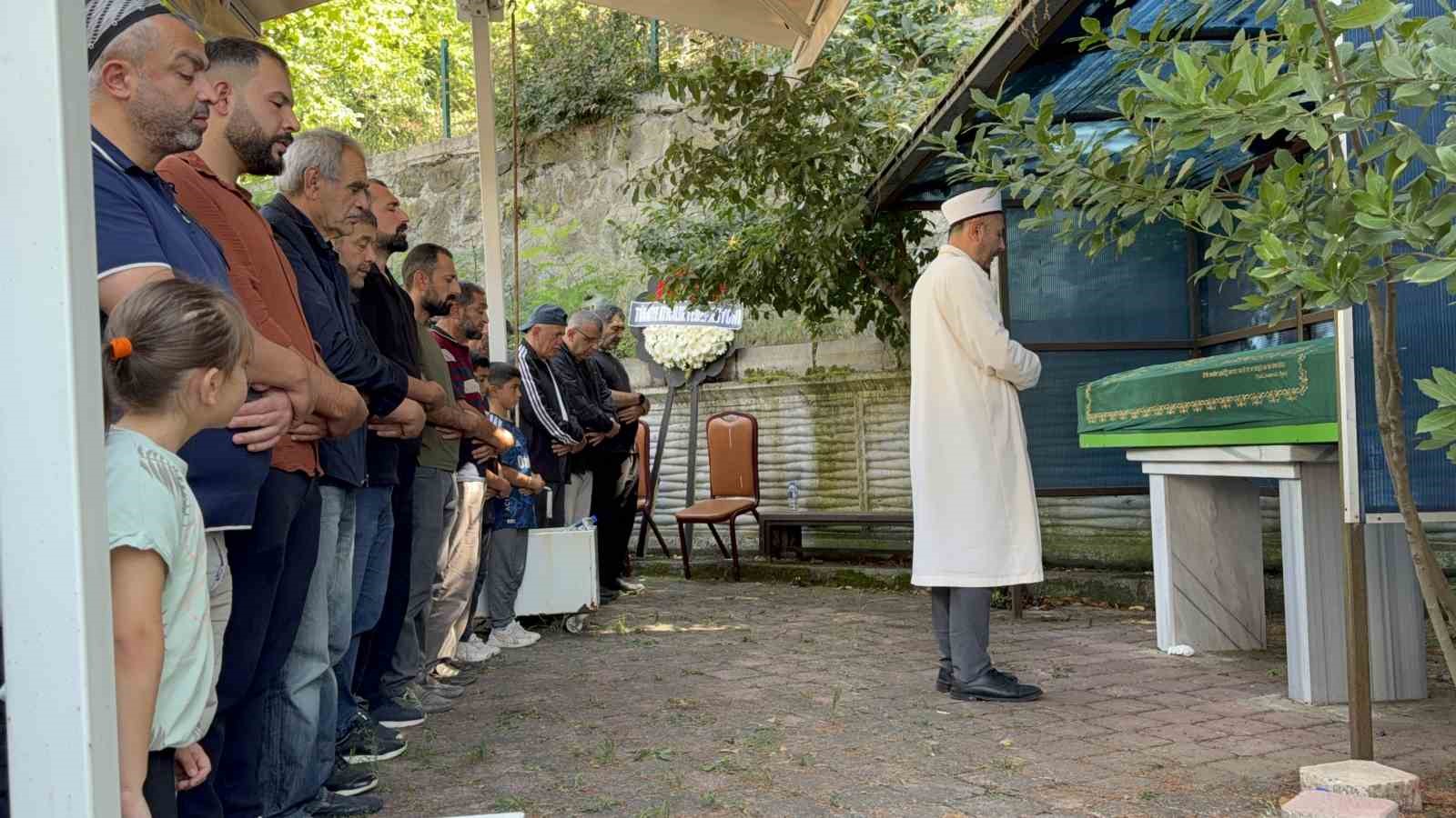 avrupa-sampiyonu-milli-sporcu-10-katli-binanin-catisindan-duserek-hayatini-kaybetti