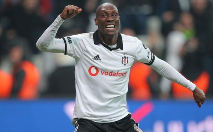 36'lık Atiba, 1 Yıllık Daha Kontrat Istedi!