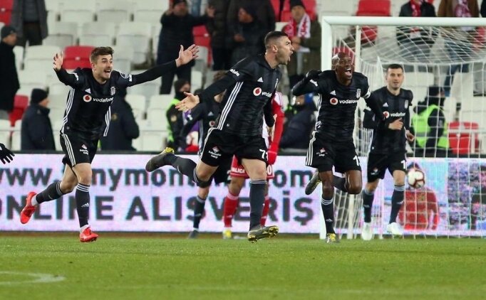 Sivasspor'un Kalecisi Tolgahan: "auta Gidiyor Sandım"