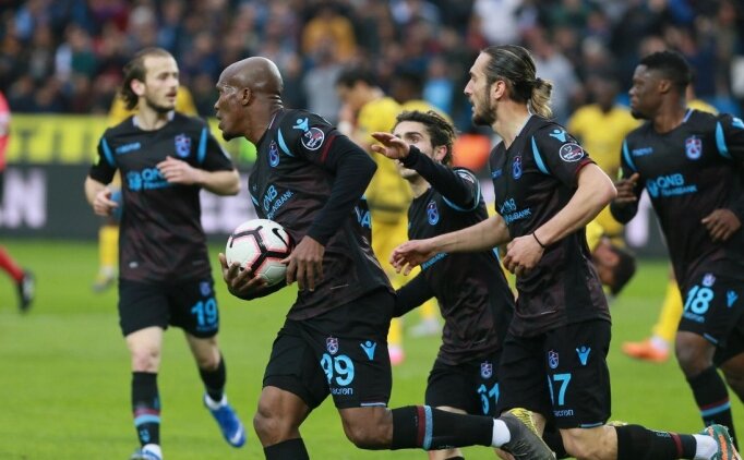 Trabzonspor'un Kadıköy Kozu Nwakaeme