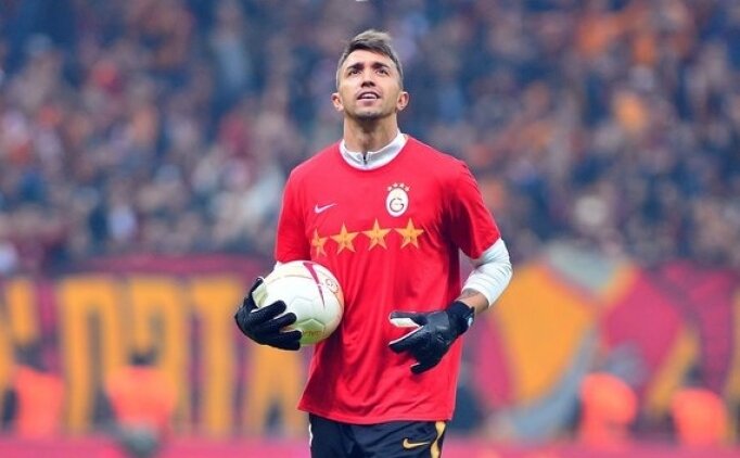 İngiltere'den Muslera'ya Iki Sürpriz Talip Çıktı