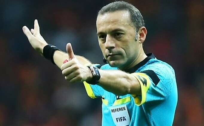 Fenerbahçe - Trabzonspor Maçının Hakemi Açıklandı