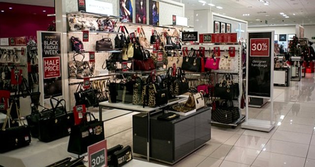 İngiliz Perakende Devi Debenhams 22 Mağazasını Kapatacak