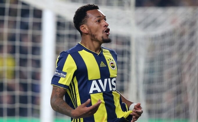 Fenerbahçe'de Jailson Sezon Sonunu Bekliyor