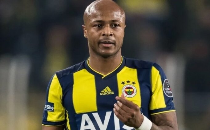 Fenerbahçe'de Iki Isme Islıklı Tepki!