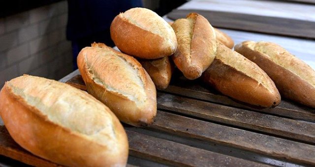 İzmir'de Ekmeğe Zam Geldi, Pide Fiyatları Belirlendi