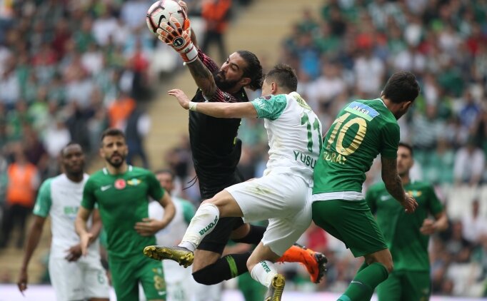 Bursaspor Ve Akhisarspor'u 1 Puan Sevindirmedi!