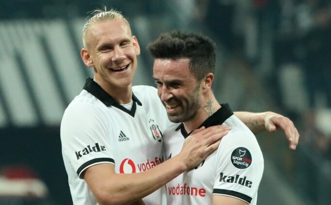 Beşiktaş'ın Savunmacıları Forvet Işlevi Görüyor!