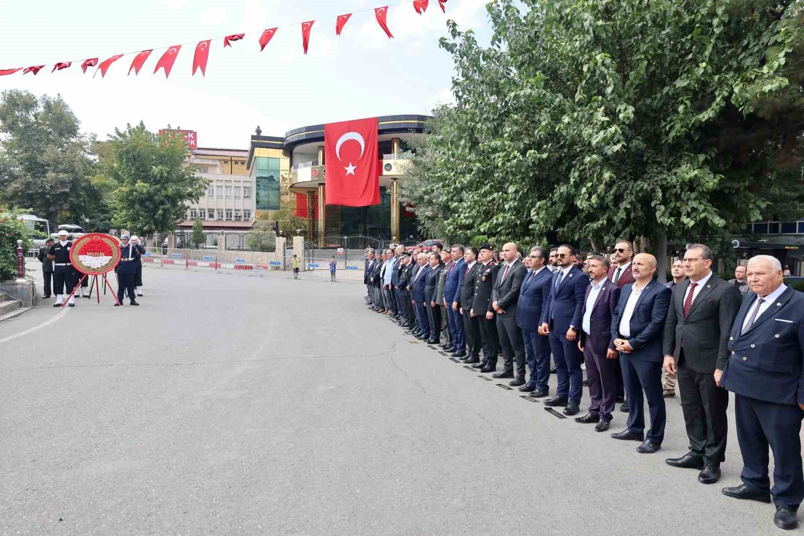 siirt-te-19-eylul-gaziler-gunu-torenlerle-kutlandi
