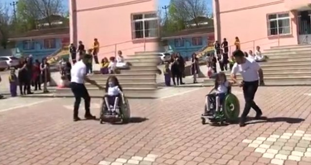 Engelli Öğrencisiyle Dans Eden Çağlar Öğretmen Sosyal Medyayı Salladı
