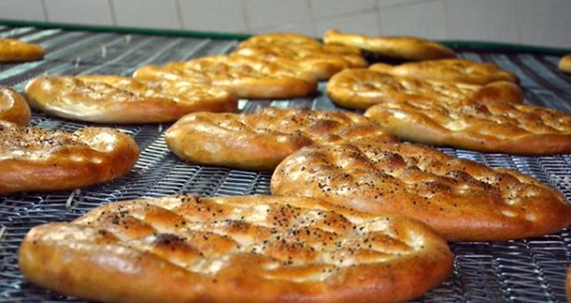 İstanbul Halk Ekmek'te Ramazan Pidesi 1 Tl'den Satılacak