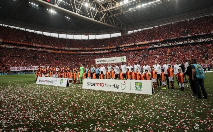 Nagatomo Ve Kagawa Ilk Kez Rakip!