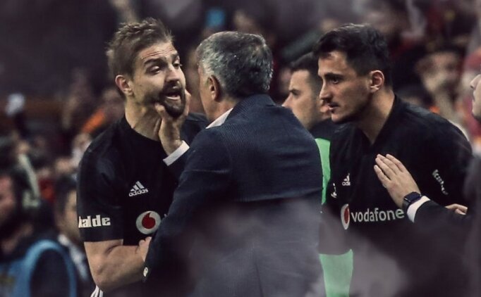 Şenol Güneş: "acemice, Amatörce"