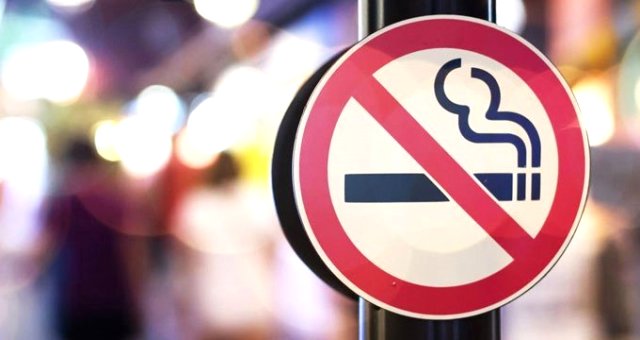 Diyanet'ten Sigara Tiryakilerini Rahatlatacak Oruç Fetvası: Nikotin Bandı Orucu Bozmaz